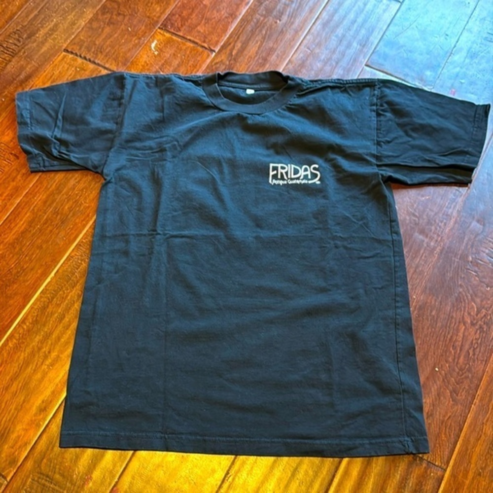Frida black graphic t-shirt made in Guatemala heavy weight cotton size medium